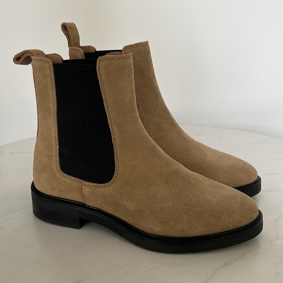 NWT & Other Stories Tan Suede Lug Sole Boots - Size 39 - Picture 1 of 5